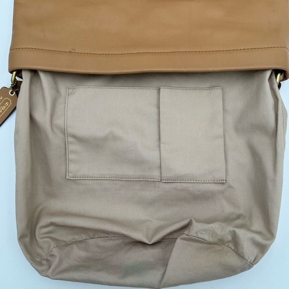 Coach 21193 Legacy Archive Leather Bucket Bag - Picture 7 of 12